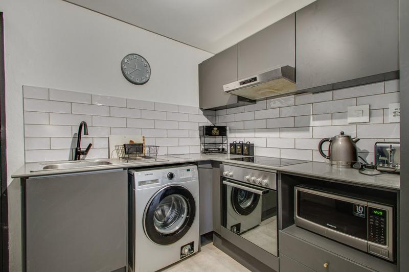 To Let 2 Bedroom Property for Rent in Sandton Central Gauteng