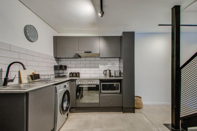 To Let 2 Bedroom Property for Rent in Sandton Central Gauteng