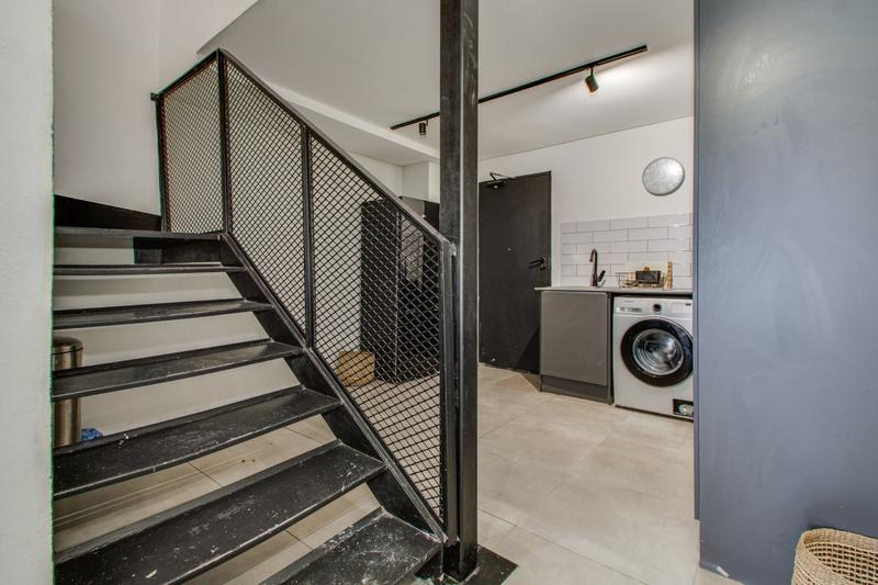 To Let 2 Bedroom Property for Rent in Sandton Central Gauteng