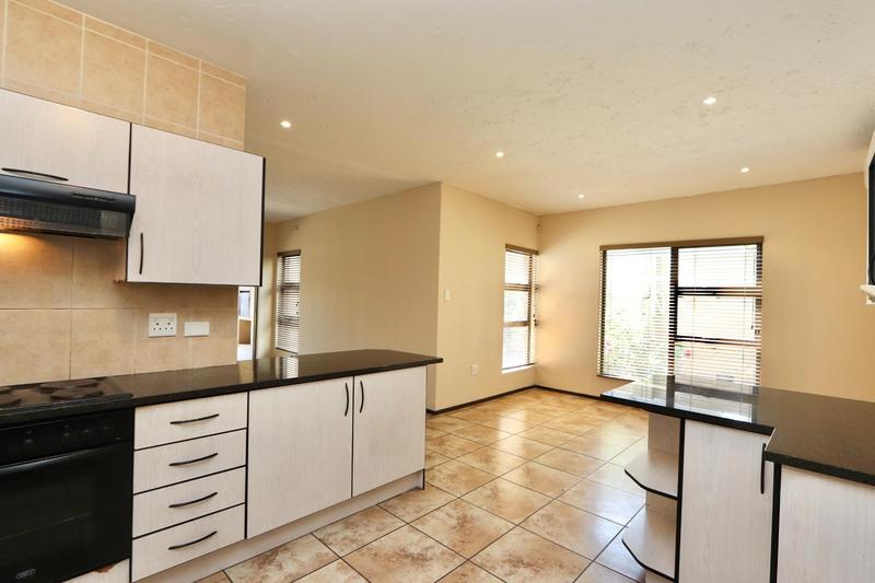 4 Bedroom Property for Sale in Broadacres Gauteng