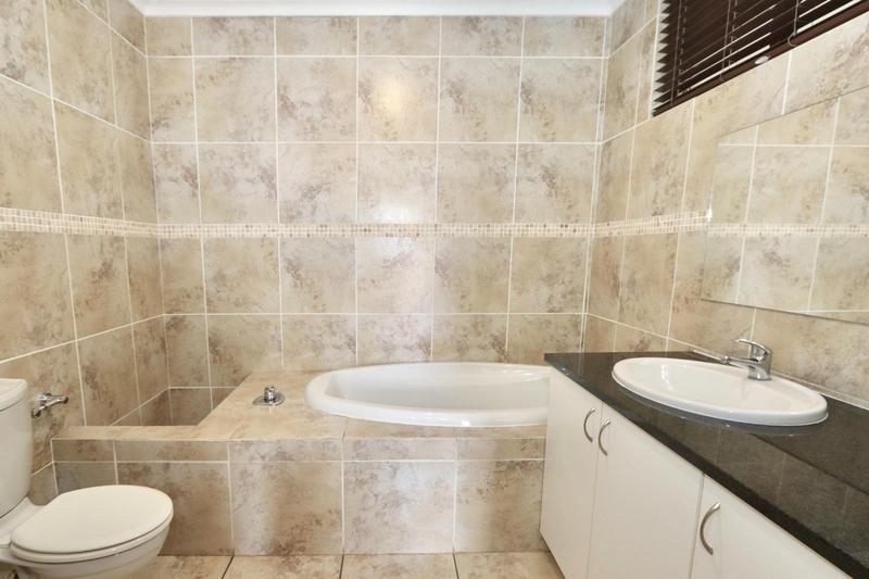 4 Bedroom Property for Sale in Broadacres Gauteng