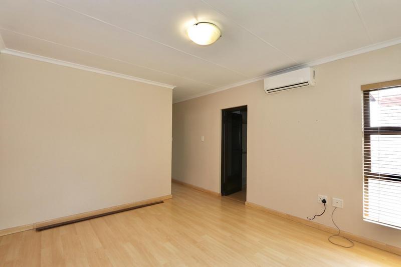 4 Bedroom Property for Sale in Broadacres Gauteng