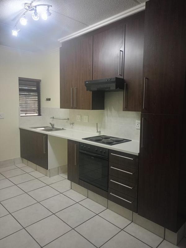 1 Bedroom Property for Sale in Beverley Gauteng
