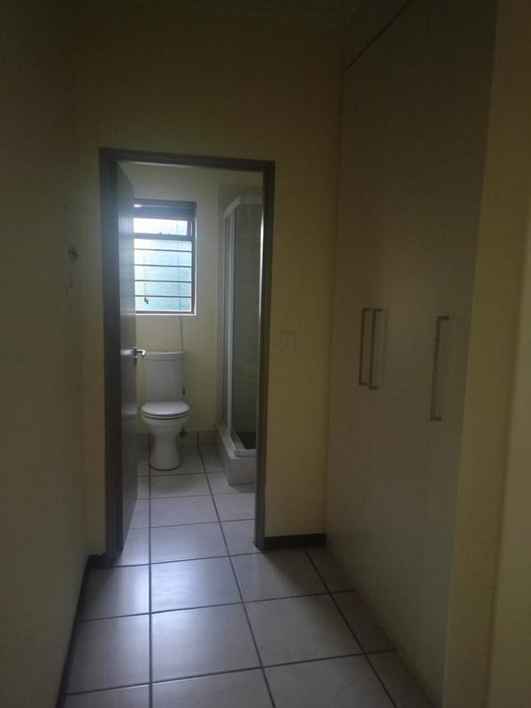 1 Bedroom Property for Sale in Beverley Gauteng
