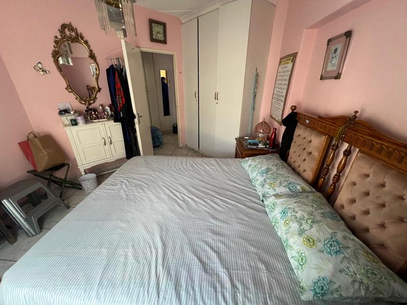 2 Bedroom Property for Sale in Helderkruin Gauteng