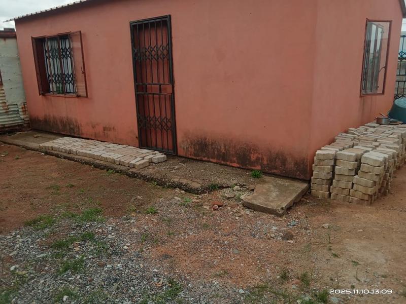2 Bedroom Property for Sale in Duduza Gauteng