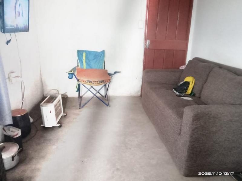 2 Bedroom Property for Sale in Duduza Gauteng