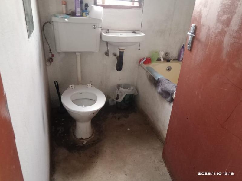 2 Bedroom Property for Sale in Duduza Gauteng