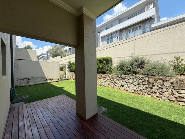 To Let 2 Bedroom Property for Rent in Bryanston Gauteng