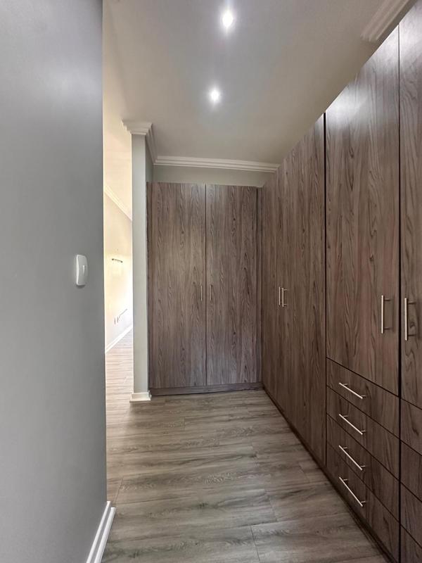 To Let 2 Bedroom Property for Rent in Bryanston Gauteng