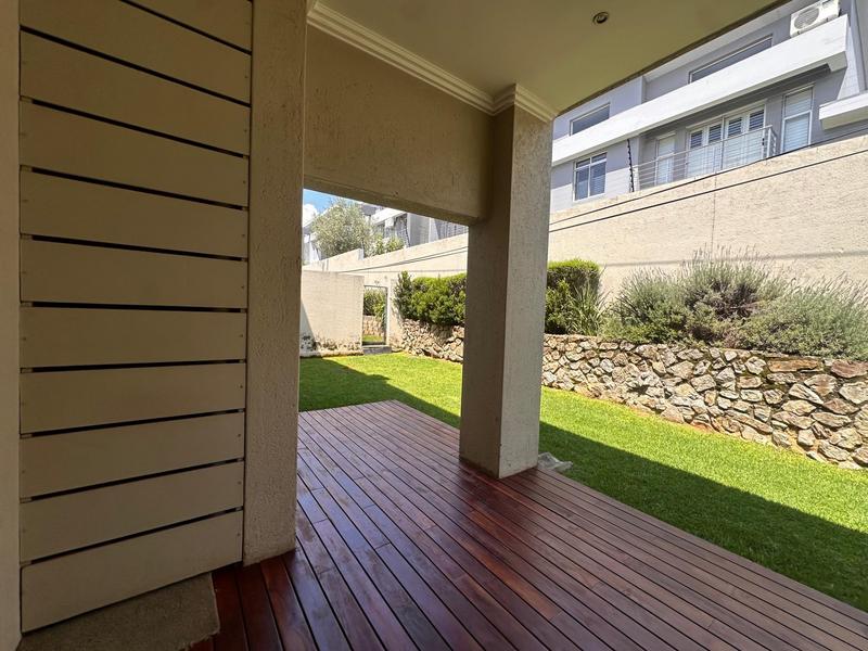To Let 2 Bedroom Property for Rent in Bryanston Gauteng