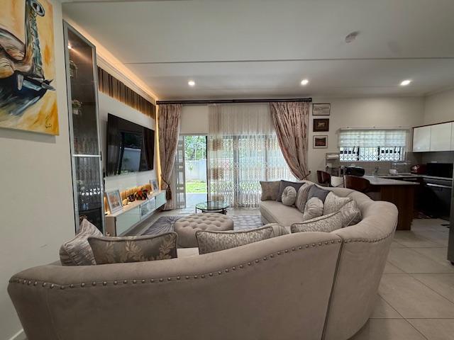 To Let 4 Bedroom Property for Rent in Morningside Gauteng