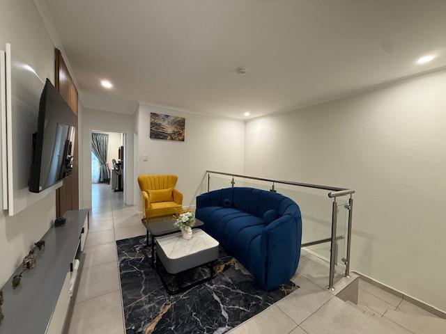 To Let 4 Bedroom Property for Rent in Morningside Gauteng