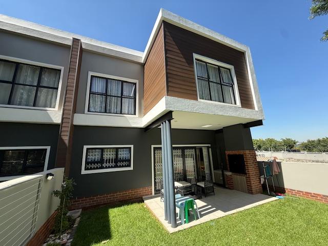To Let 4 Bedroom Property for Rent in Morningside Gauteng