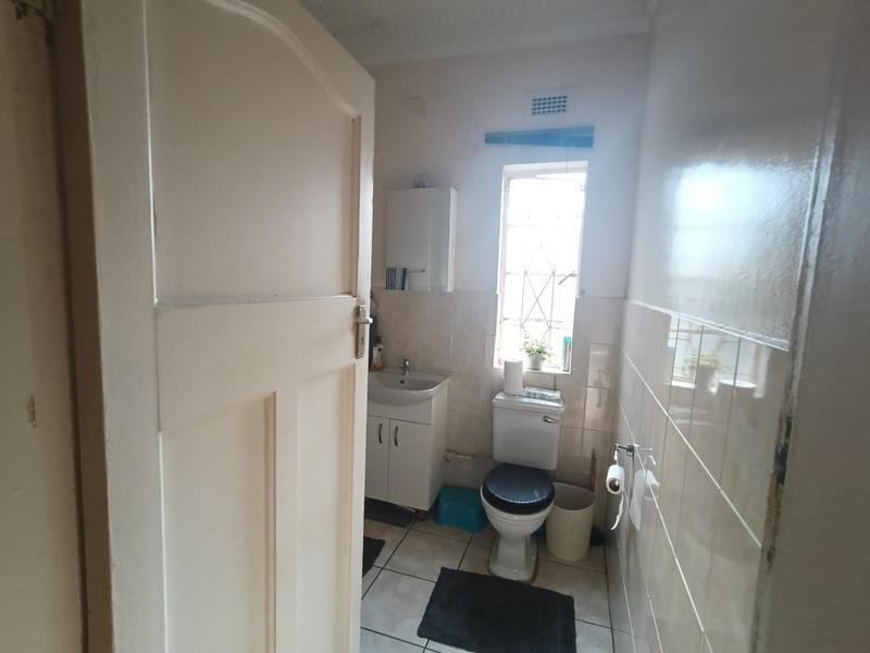 To Let 4 Bedroom Property for Rent in Selection Park Gauteng