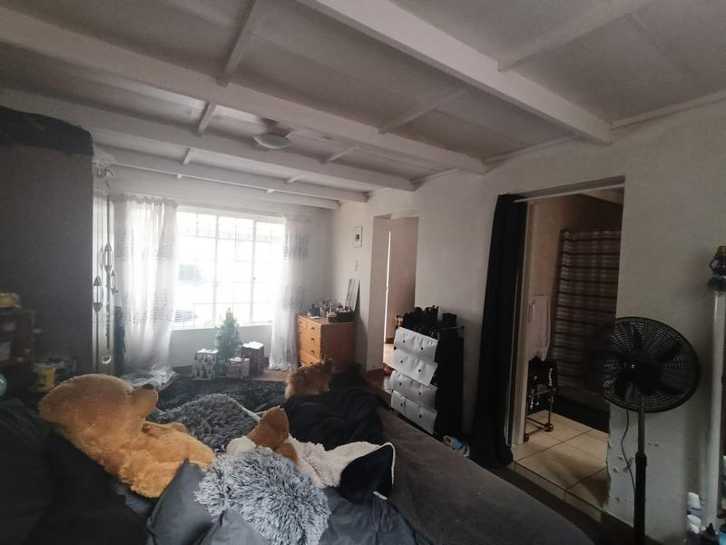 To Let 4 Bedroom Property for Rent in Selection Park Gauteng