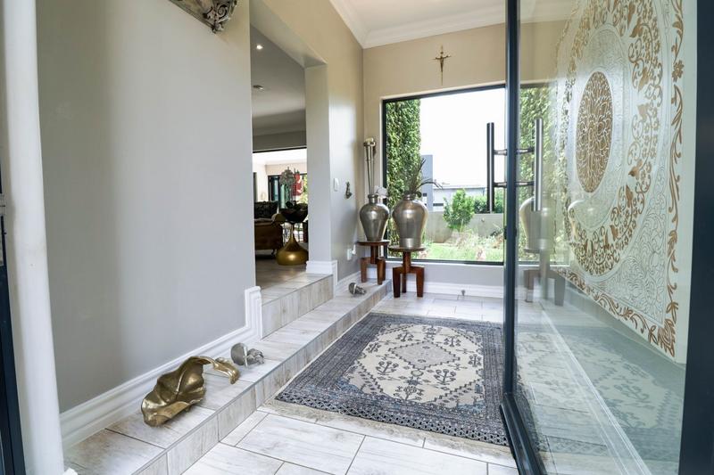 To Let 5 Bedroom Property for Rent in Copperleaf Estate Gauteng