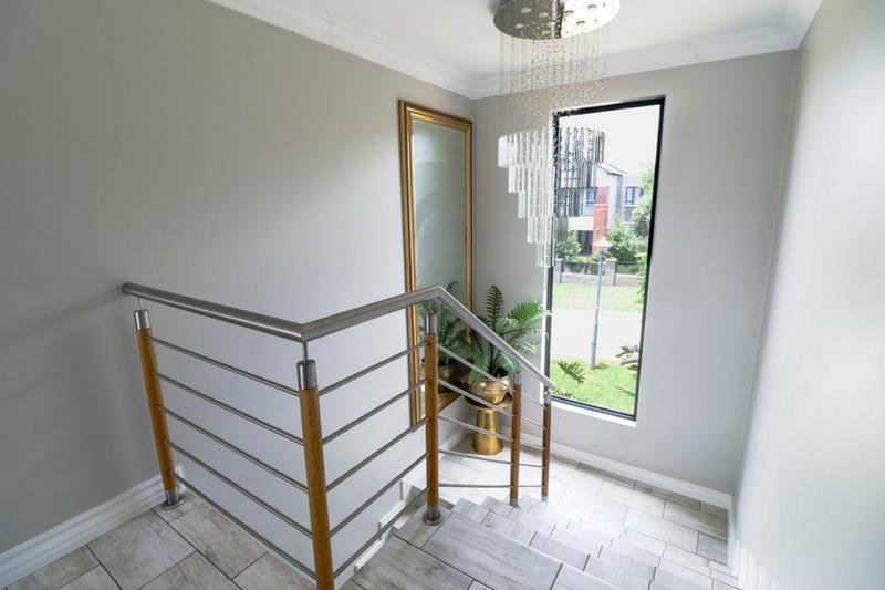 To Let 5 Bedroom Property for Rent in Copperleaf Estate Gauteng