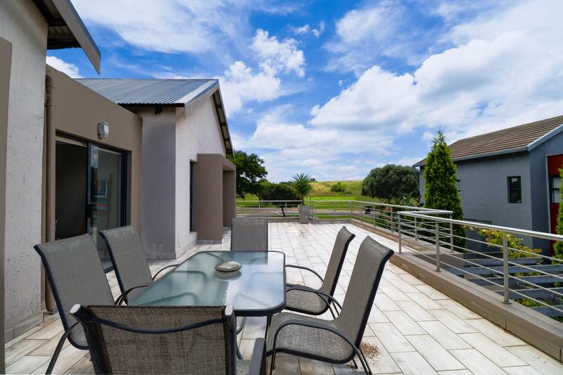 To Let 5 Bedroom Property for Rent in Copperleaf Estate Gauteng