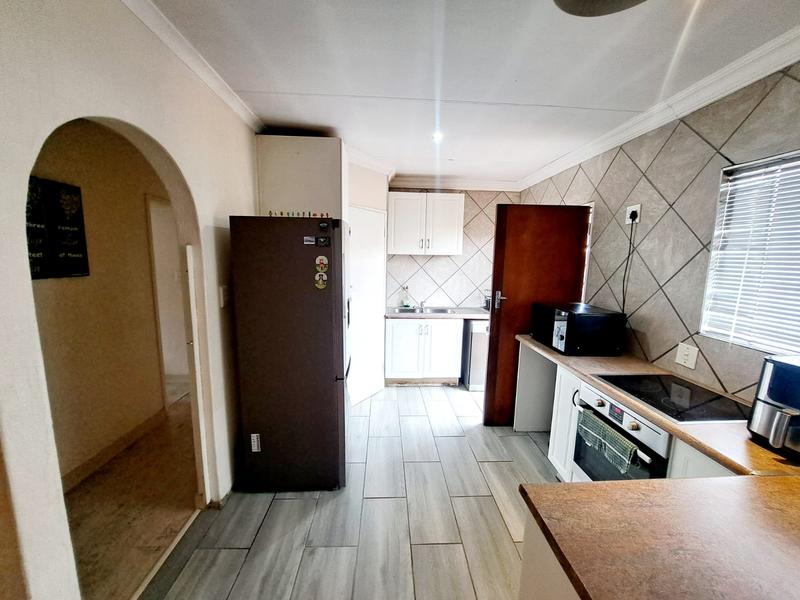 3 Bedroom Property for Sale in Wierda Park Gauteng