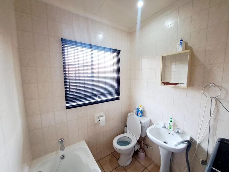 3 Bedroom Property for Sale in Wierda Park Gauteng