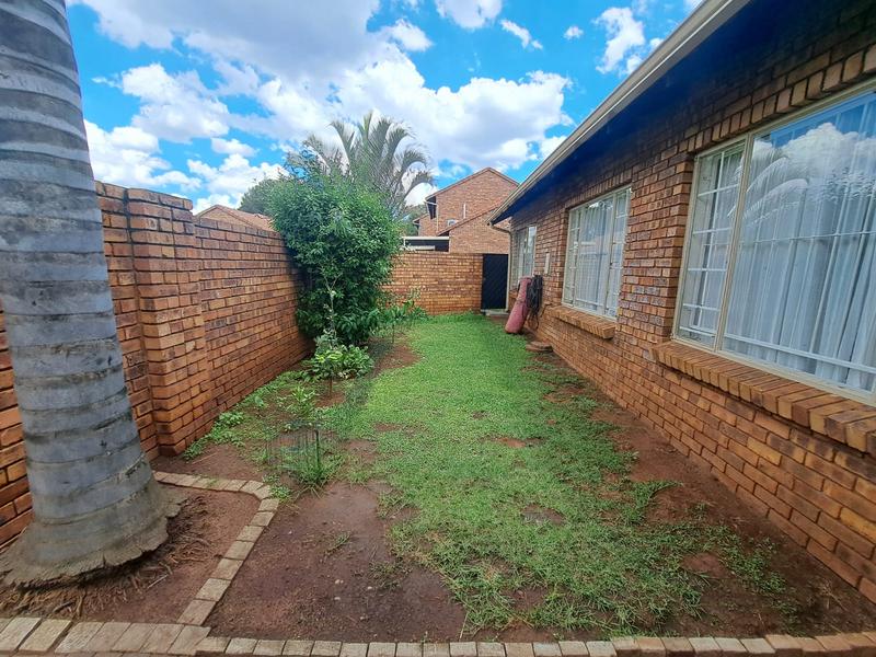 3 Bedroom Property for Sale in Wierda Park Gauteng