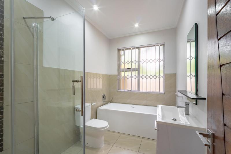 To Let 3 Bedroom Property for Rent in Bryanston Gauteng