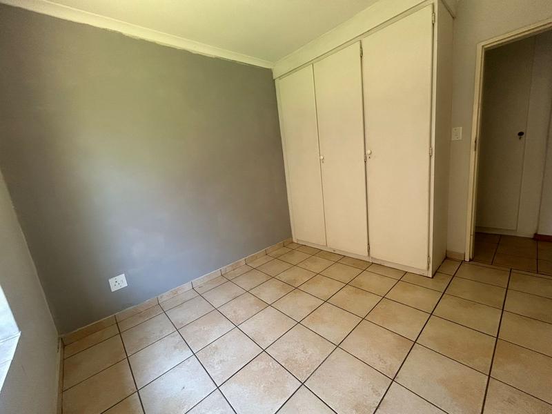 To Let 2 Bedroom Property for Rent in Die Hoewes Gauteng