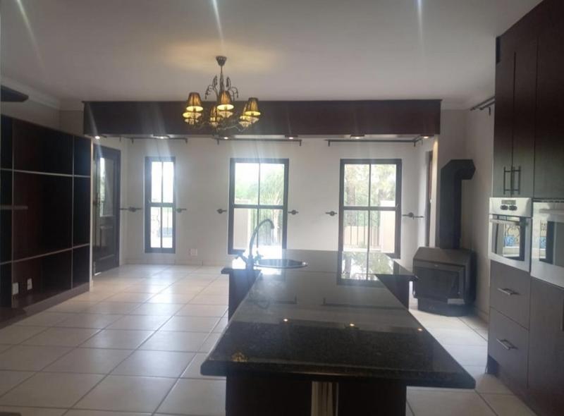 6 Bedroom Property for Sale in Kyalami Estates Gauteng