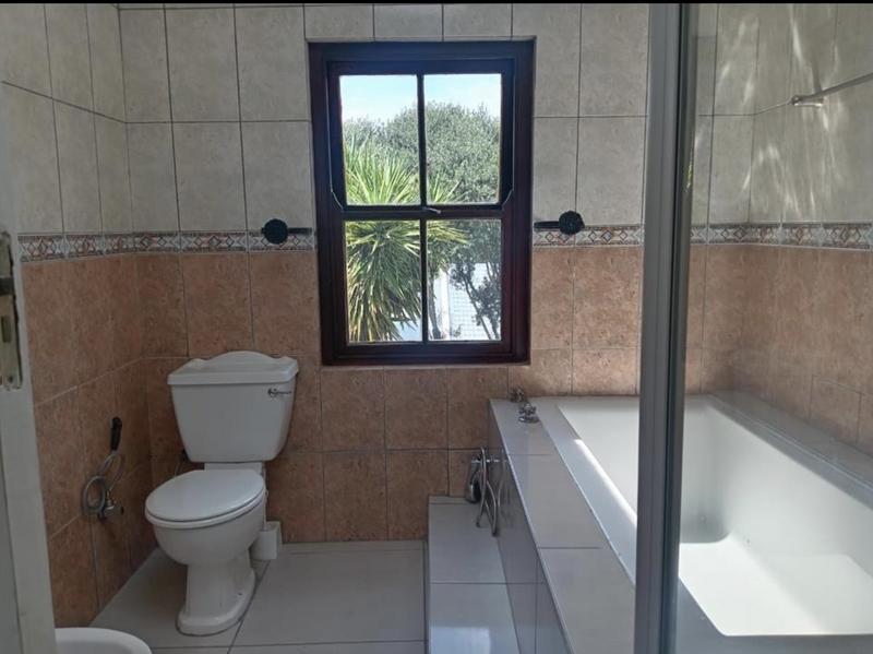 6 Bedroom Property for Sale in Kyalami Estates Gauteng