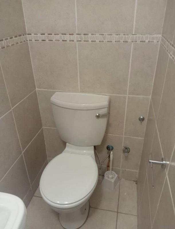 6 Bedroom Property for Sale in Kyalami Estates Gauteng