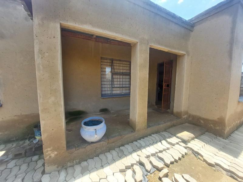 3 Bedroom Property for Sale in Mohlakeng Gauteng