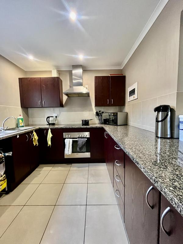 To Let 2 Bedroom Property for Rent in Melrose North Gauteng