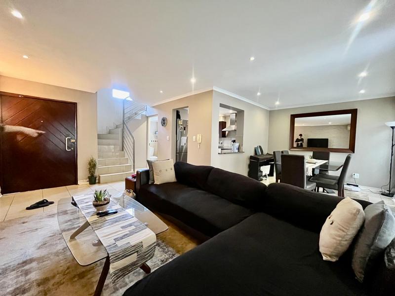 To Let 2 Bedroom Property for Rent in Melrose North Gauteng