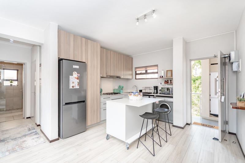 To Let 2 Bedroom Property for Rent in Broadacres Gauteng