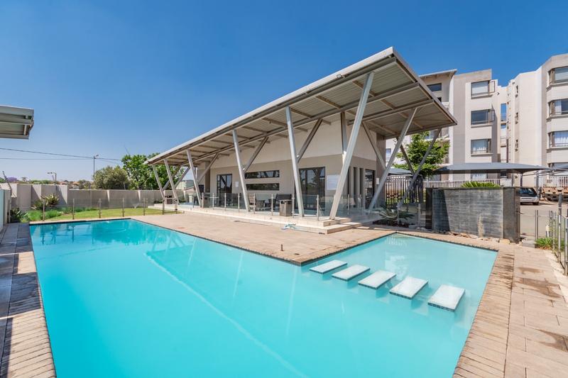 To Let 2 Bedroom Property for Rent in Broadacres Gauteng