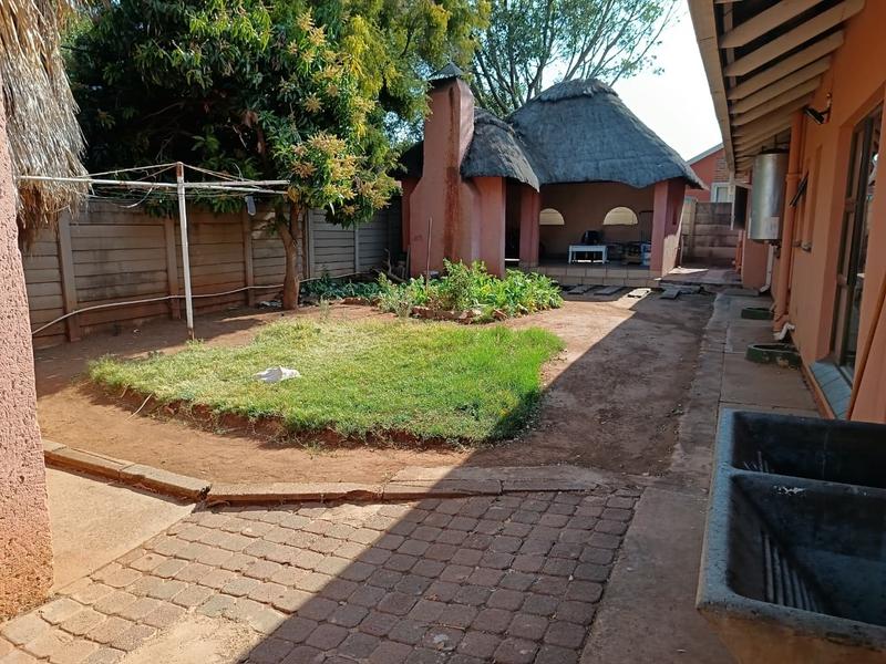 To Let 0 Bedroom Property for Rent in Montana Tuine Gauteng