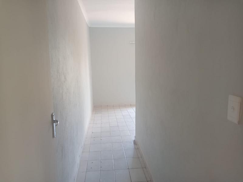 To Let 4 Bedroom Property for Rent in Kameeldrift West Gauteng