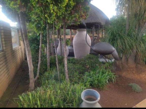 4 Bedroom Property for Sale in Kenleaf Gauteng