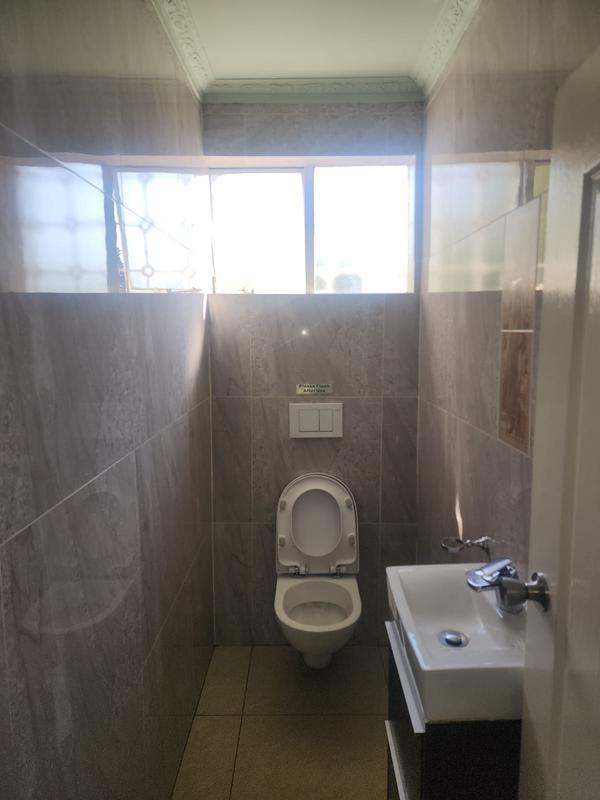 To Let 4 Bedroom Property for Rent in Bramley Gauteng
