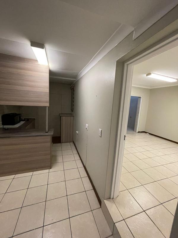 To Let 1 Bedroom Property for Rent in Bordeaux Gauteng