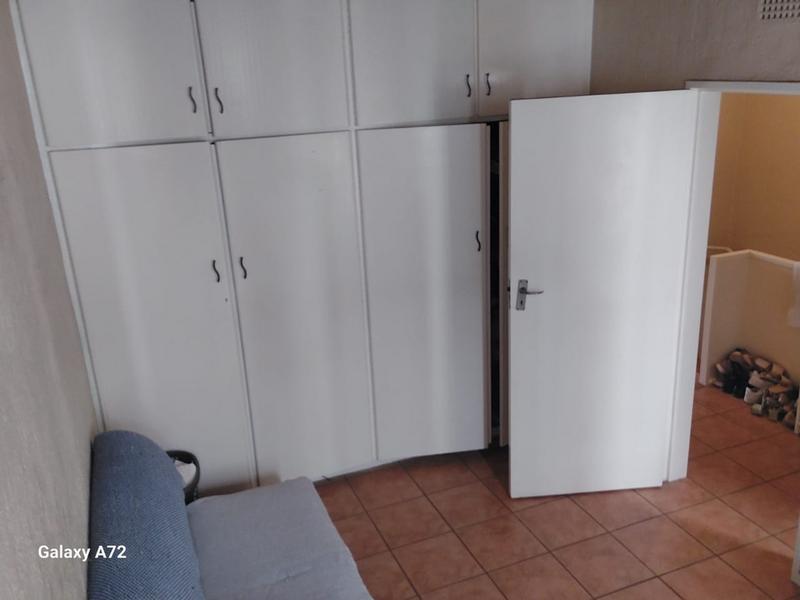 2 Bedroom Property for Sale in Windsor Gauteng