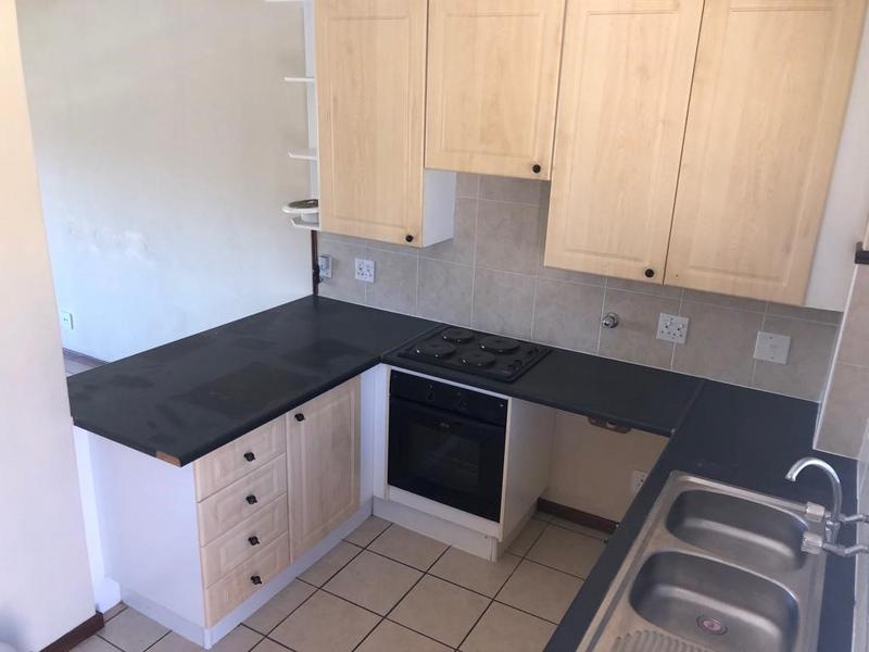 To Let 2 Bedroom Property for Rent in Mooikloof Ridge Gauteng