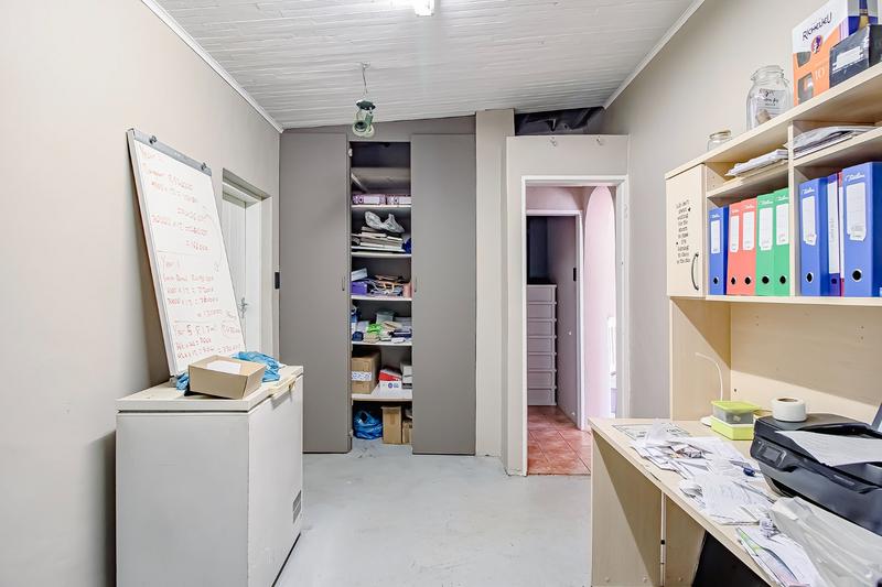 5 Bedroom Property for Sale in Sinoville Gauteng