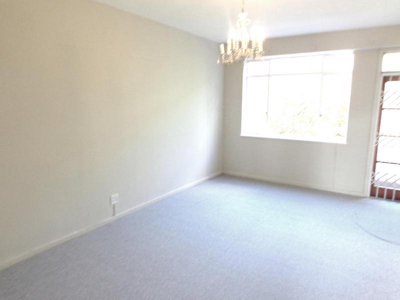 To Let 1 Bedroom Property for Rent in Waverley Gauteng