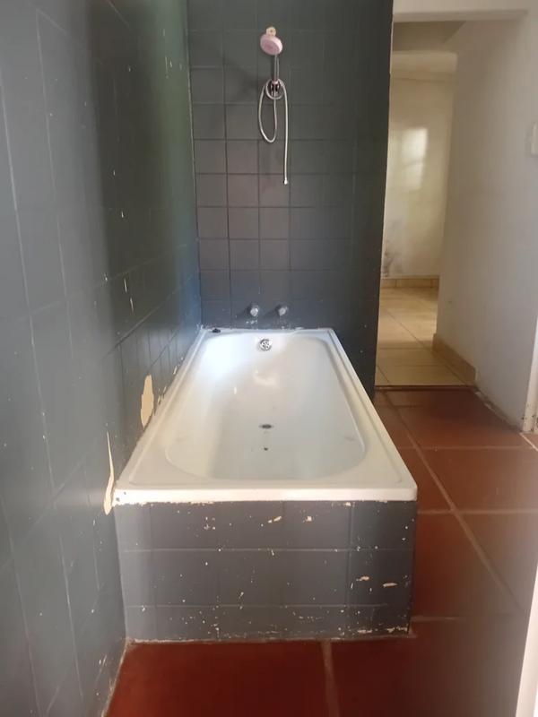 To Let 1 Bedroom Property for Rent in Westdene Gauteng