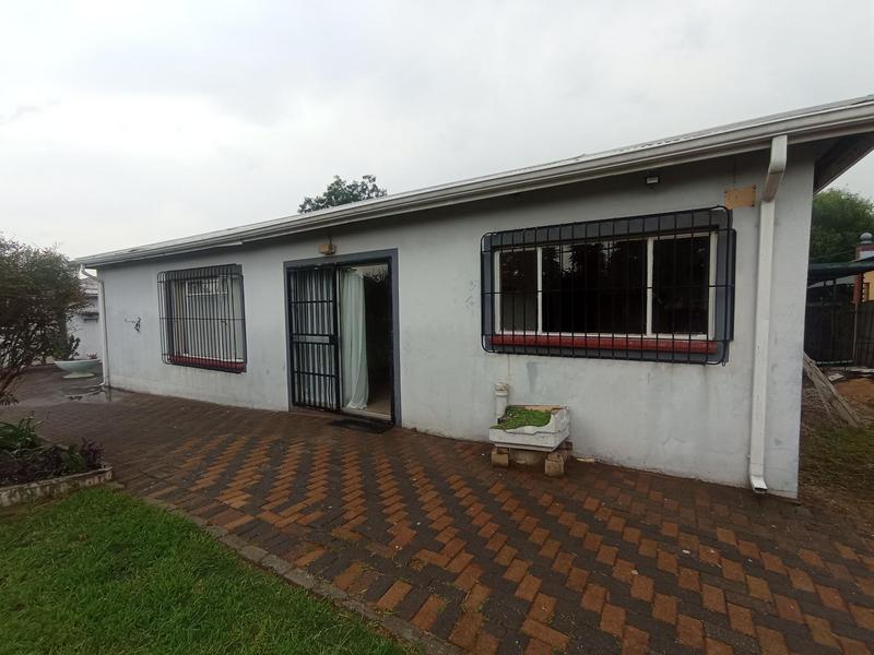 To Let 2 Bedroom Property for Rent in Discovery Gauteng