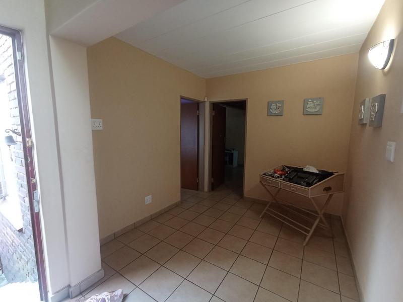 To Let 3 Bedroom Property for Rent in Kloofendal Gauteng