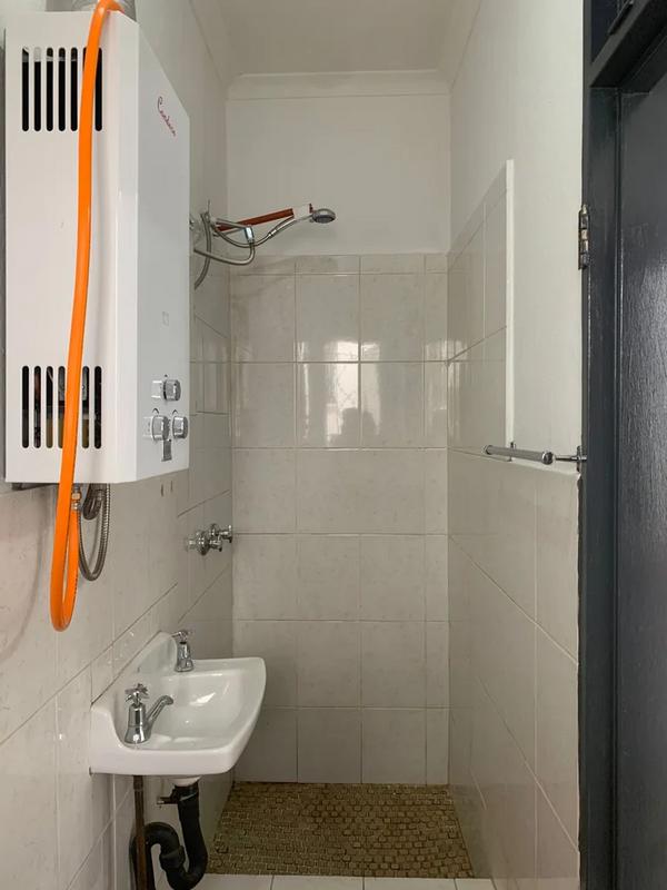 To Let 1 Bedroom Property for Rent in Wilro Park Gauteng