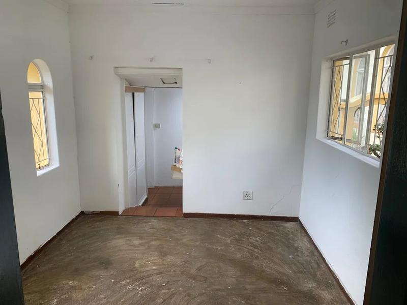 To Let 1 Bedroom Property for Rent in Wilro Park Gauteng